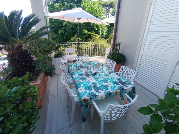 appartamento in vendita a Pietrasanta in zona Tonfano