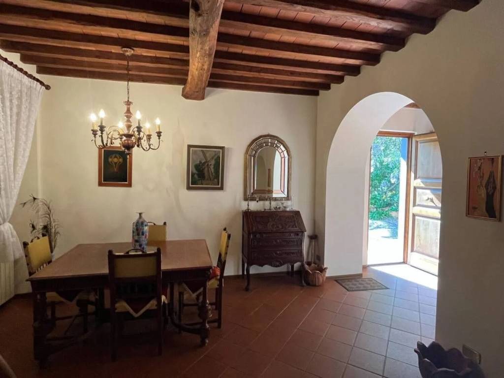 casa indipendente in vendita a Pietrasanta