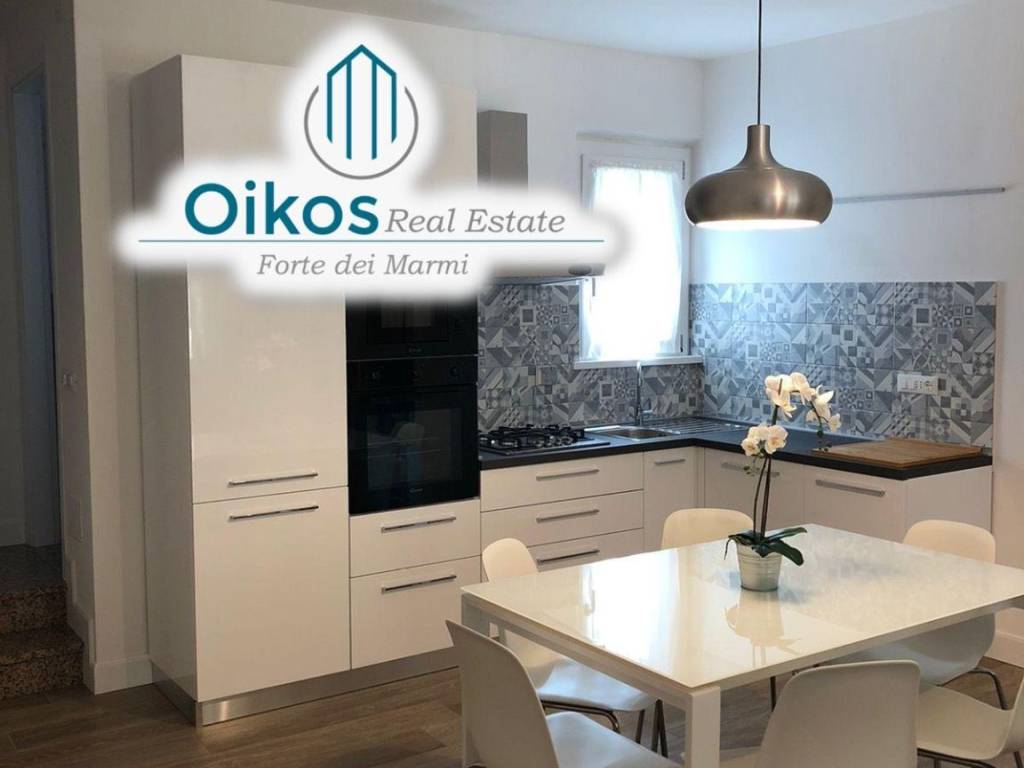 casa indipendente in vendita a Pietrasanta