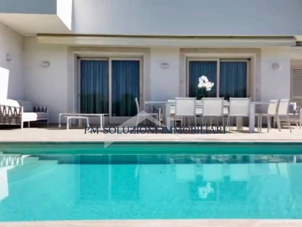 casa indipendente in vendita a Pietrasanta