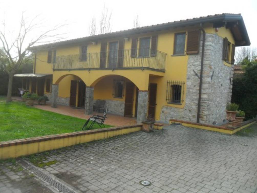 casa indipendente in vendita a Pietrasanta