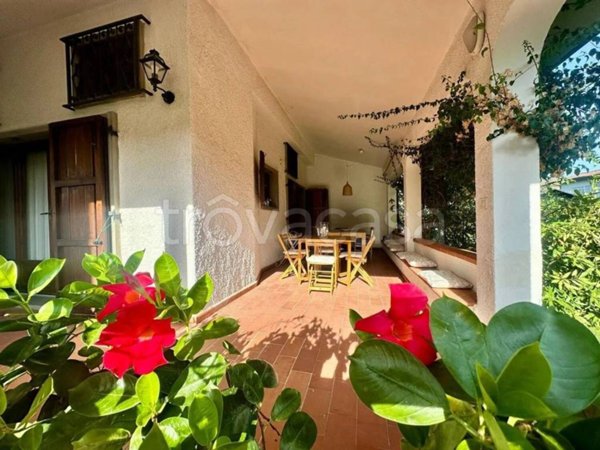 casa indipendente in vendita a Pietrasanta in zona Focette