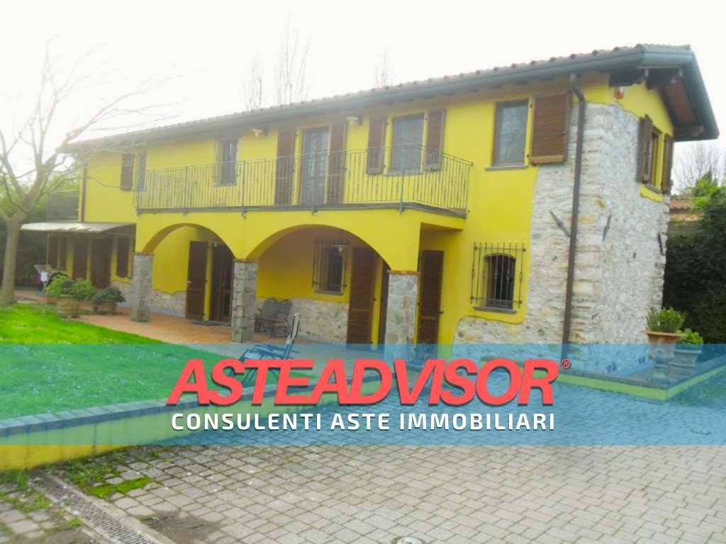 casa indipendente in vendita a Pietrasanta