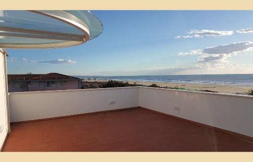 appartamento in vendita a Pietrasanta in zona Marina di Pietrasanta