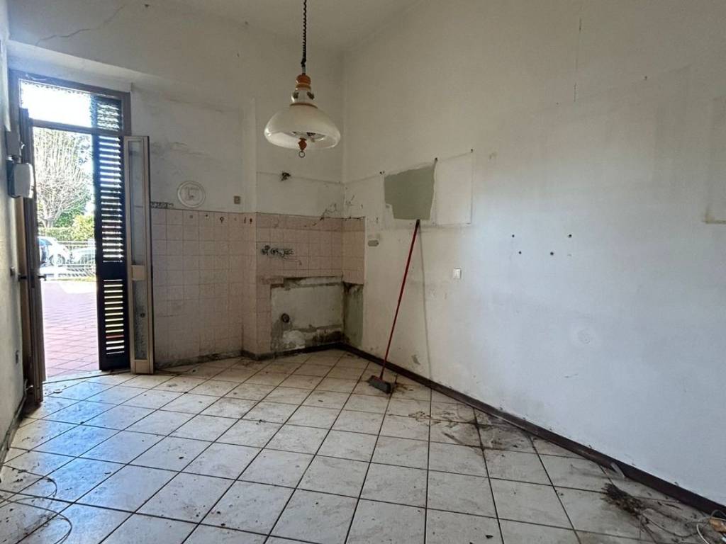 appartamento in vendita a Pietrasanta in zona Tonfano