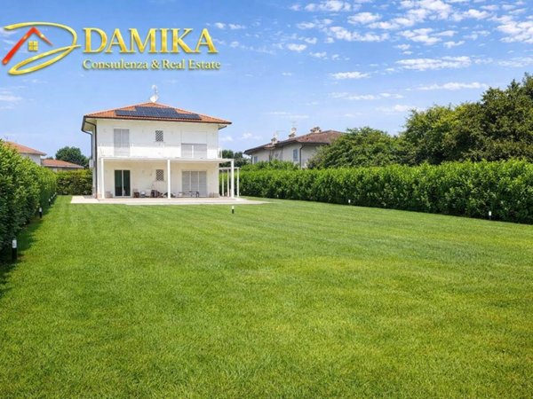 appartamento in vendita a Pietrasanta