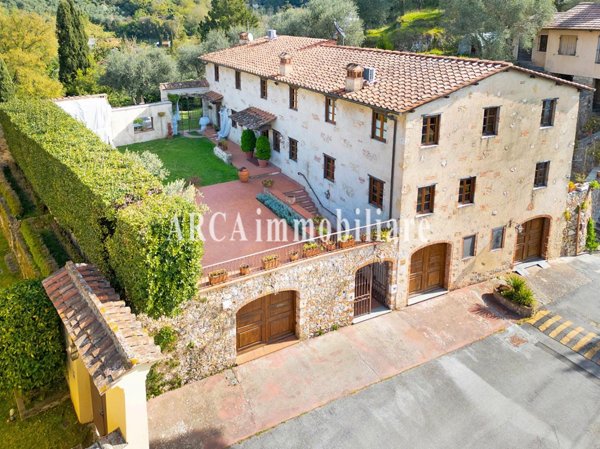 casa indipendente in vendita a Pietrasanta