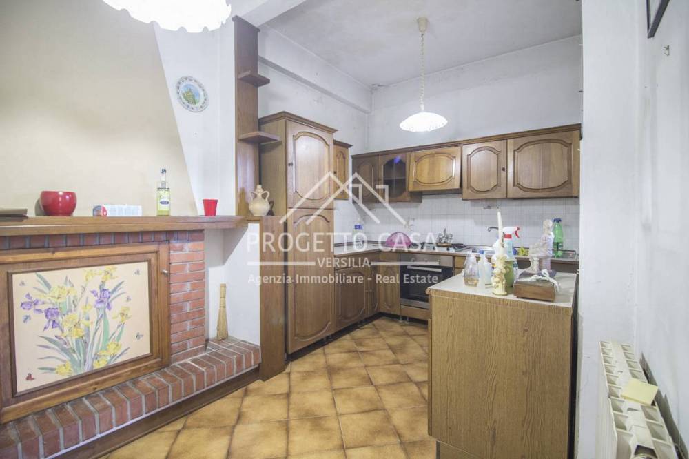 casa indipendente in vendita a Pietrasanta