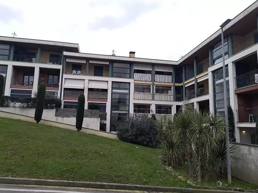 appartamento in vendita a Pietrasanta in zona Vallecchia