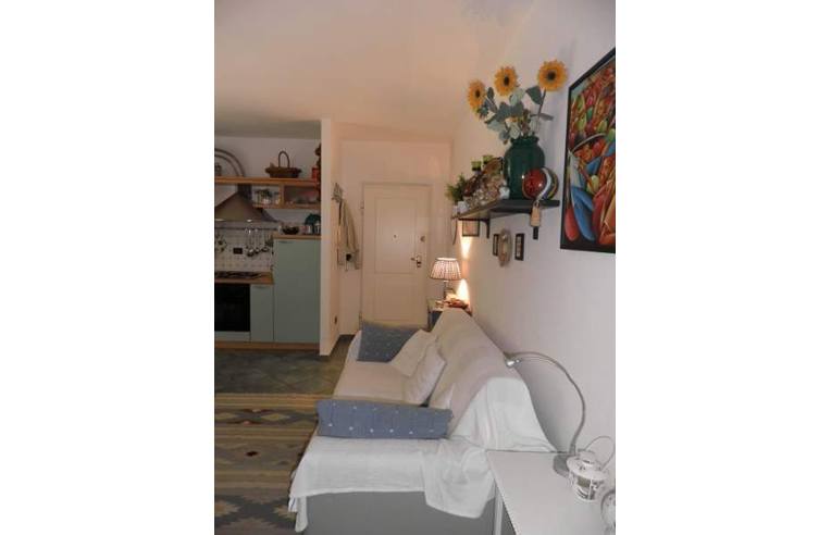 appartamento in vendita a Pietrasanta in zona Fiumetto