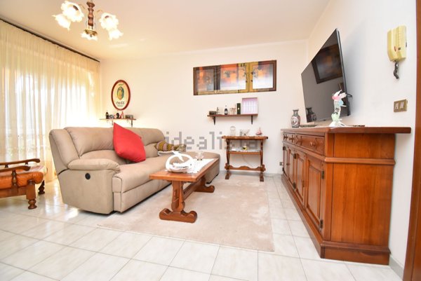 appartamento in vendita a Pietrasanta in zona Strettoia