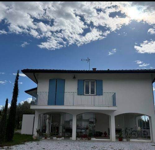 casa indipendente in vendita a Pietrasanta