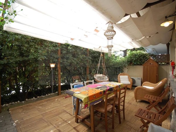 appartamento in vendita a Pietrasanta in zona Fiumetto