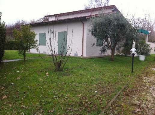casa indipendente in vendita a Pietrasanta