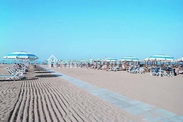 casa indipendente in vendita a Pietrasanta in zona Focette