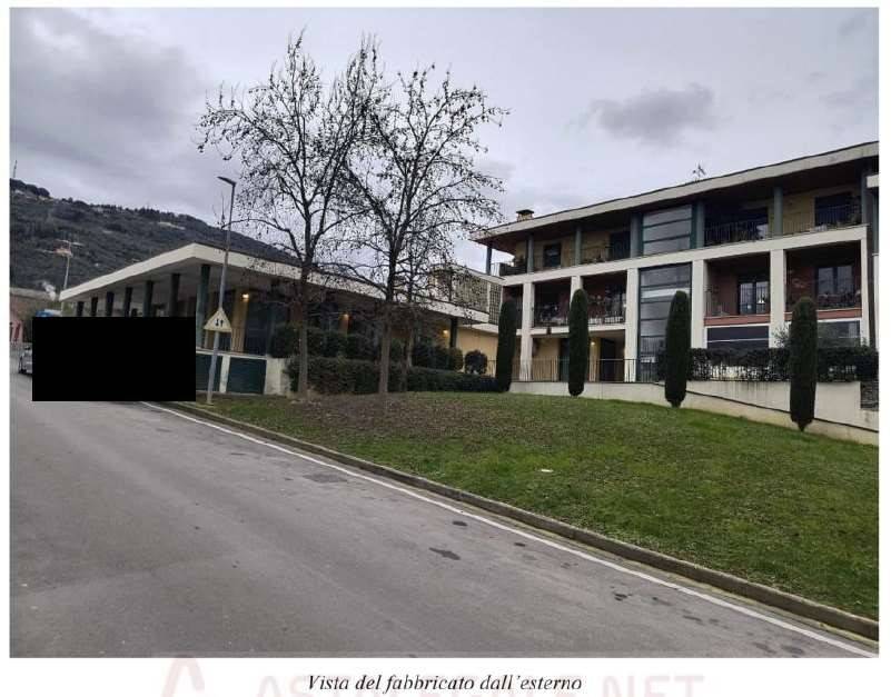 appartamento in vendita a Pietrasanta in zona Vallecchia