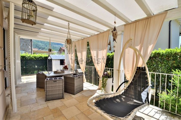 casa indipendente in vendita a Pietrasanta