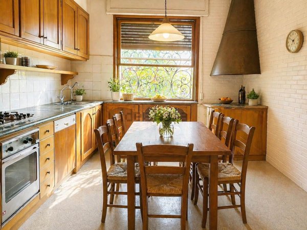 casa indipendente in vendita a Pietrasanta in zona Fiumetto