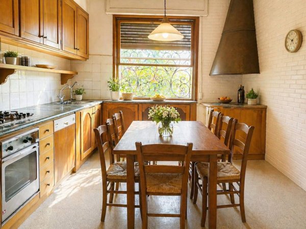 casa indipendente in vendita a Pietrasanta in zona Fiumetto