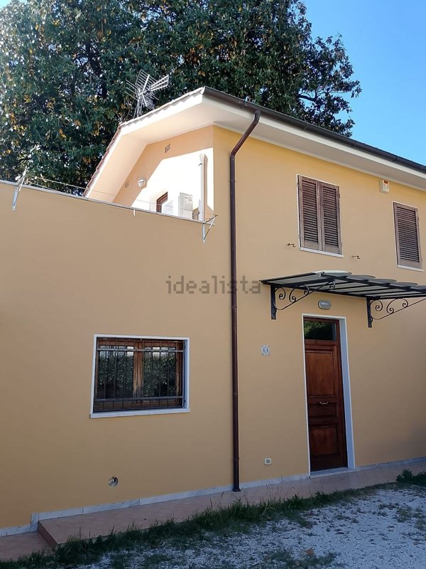 casa indipendente in vendita a Pietrasanta