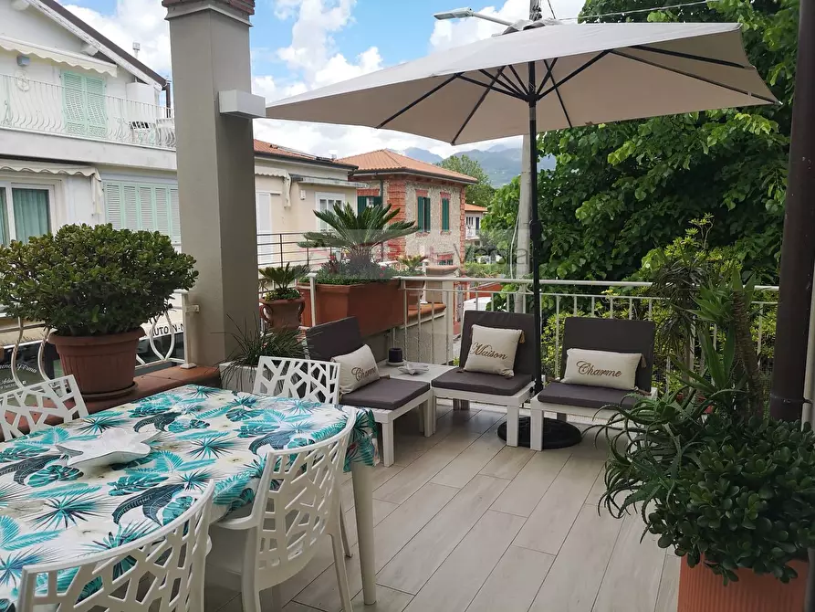 appartamento in vendita a Pietrasanta in zona Tonfano