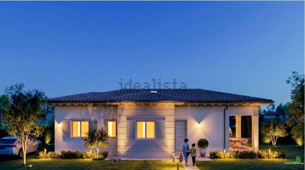 casa indipendente in vendita a Pietrasanta in zona Marina di Pietrasanta