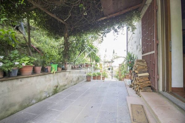 casa indipendente in vendita a Pietrasanta