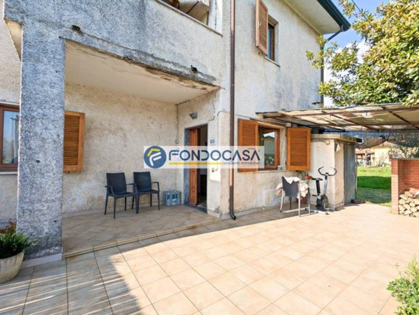 casa indipendente in vendita a Pietrasanta