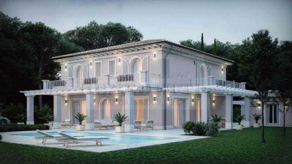 casa indipendente in vendita a Pietrasanta in zona Tonfano