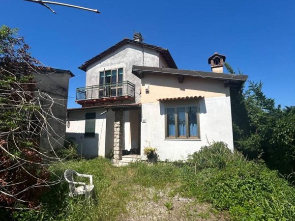 casa indipendente in vendita a Pietrasanta