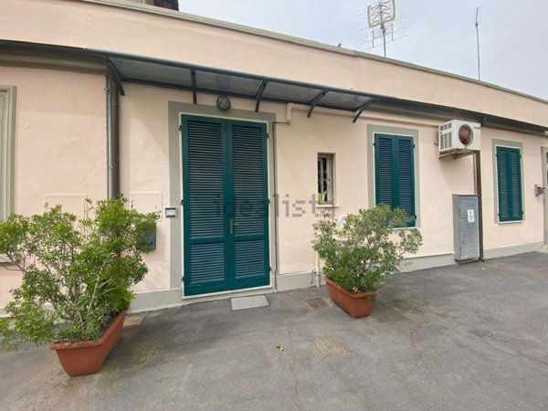 appartamento in vendita a Pietrasanta in zona Focette