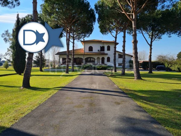 casa indipendente in vendita a Pietrasanta