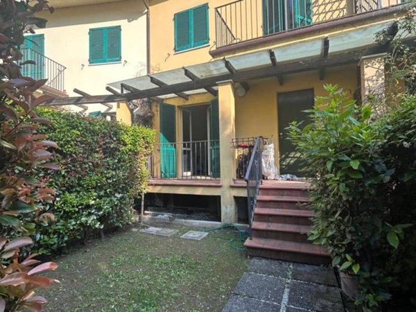 casa indipendente in vendita a Pietrasanta