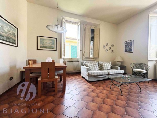appartamento in vendita a Pietrasanta in zona Tonfano