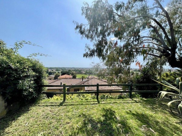 casa indipendente in vendita a Pietrasanta