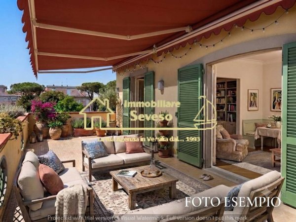 appartamento in vendita a Pietrasanta in zona Tonfano