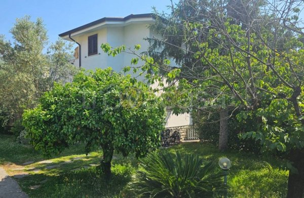 casa indipendente in vendita a Pietrasanta