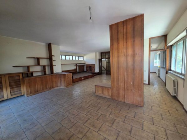 casa indipendente in vendita a Pietrasanta