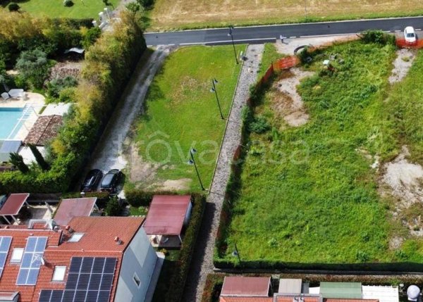 terreno edificabile in vendita a Pietrasanta in zona Africa