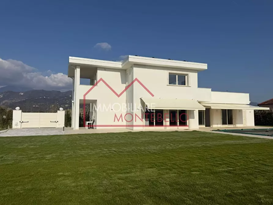 casa indipendente in vendita a Pietrasanta