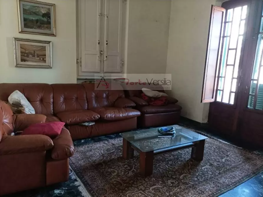 casa indipendente in vendita a Pietrasanta in zona Solaio
