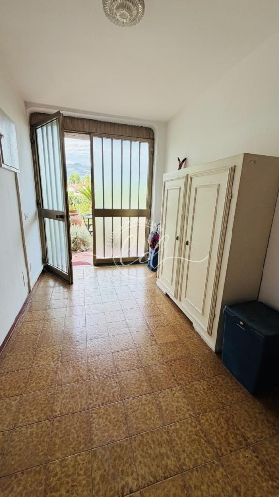 appartamento in vendita a Pietrasanta in zona Marina di Pietrasanta