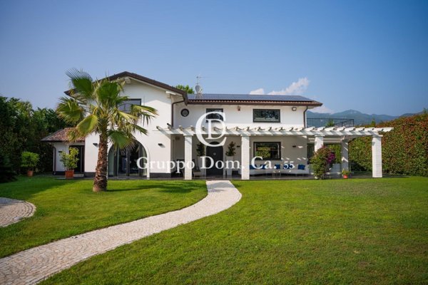 casa indipendente in vendita a Pietrasanta