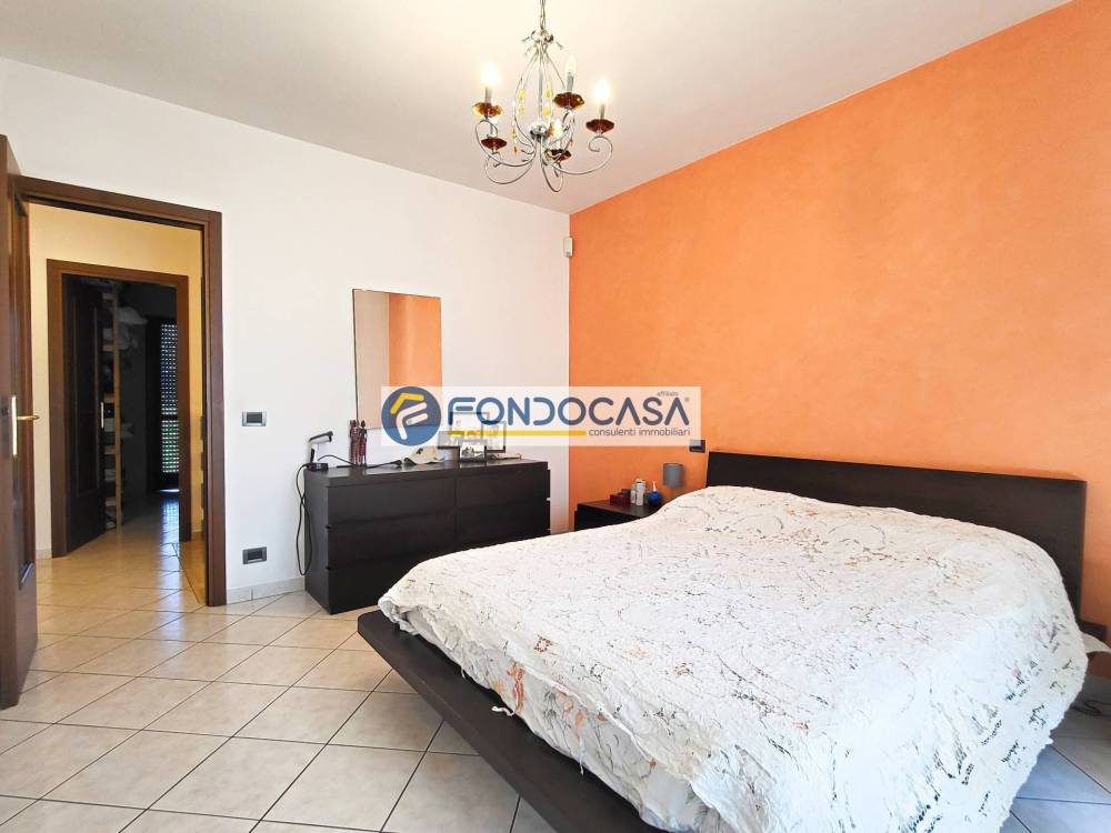 casa indipendente in vendita a Pietrasanta in zona Vallecchia