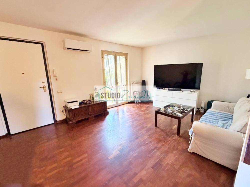 casa indipendente in vendita a Pietrasanta in zona Capezzano Monte