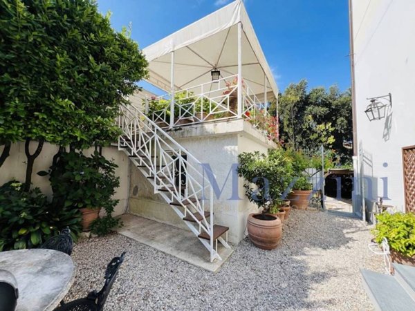 appartamento in vendita a Pietrasanta