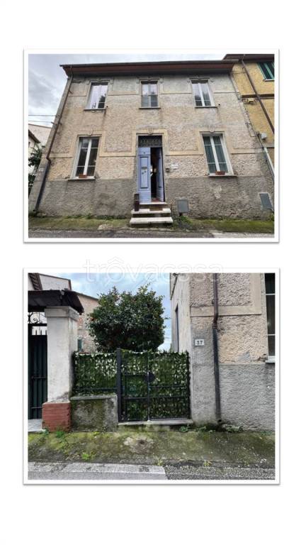casa indipendente in vendita a Pietrasanta in zona Vallecchia