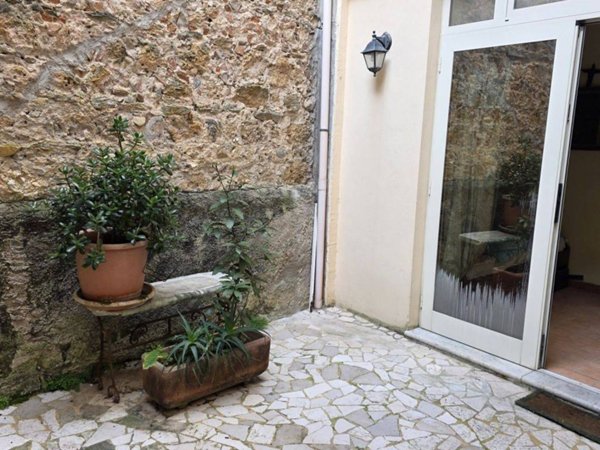 appartamento in vendita a Pietrasanta in zona Capezzano Monte
