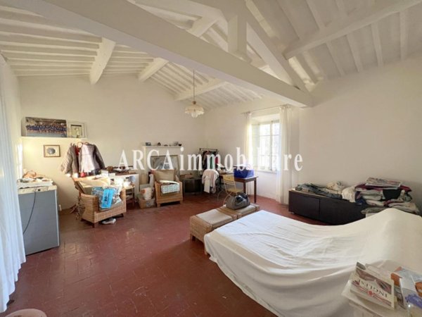 casa indipendente in vendita a Pietrasanta in zona Capezzano Monte