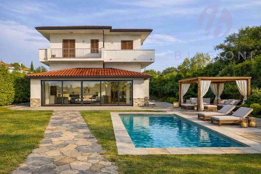 casa indipendente in vendita a Pietrasanta